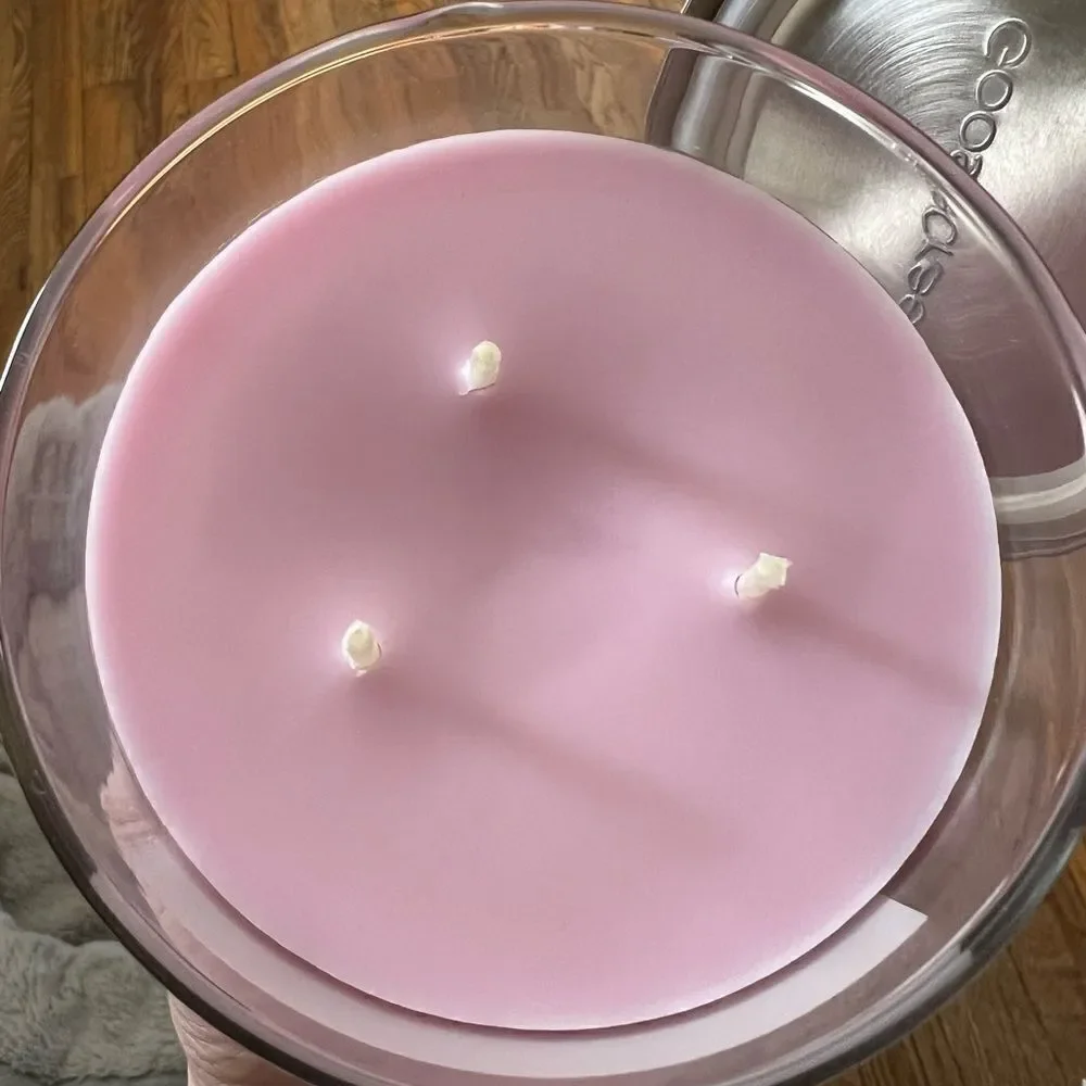 Goose Creek Holiday Series 3 Wick Candle Peppermint Candy Cookie
